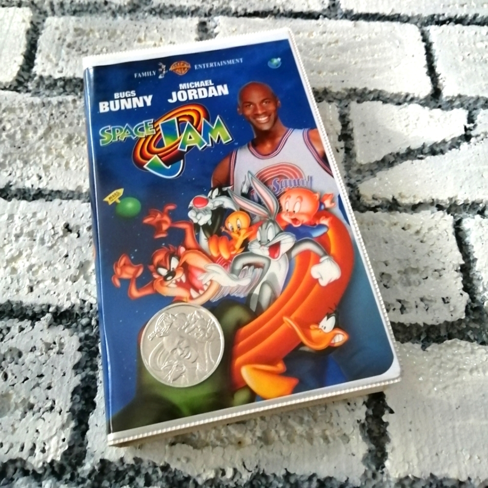Space Jam Case & Coin VHS case & coin only
